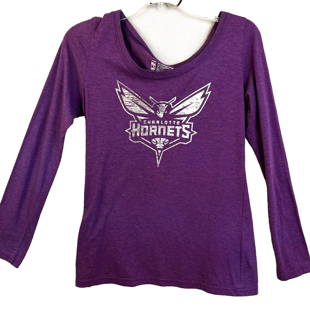 Charlotte Hornets Basketball Shirt Women's Medium Purple Hornets NBA Sports